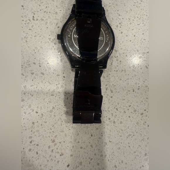 Michael kors black and gold watch woman’s small wrist - Picture 3 of 6